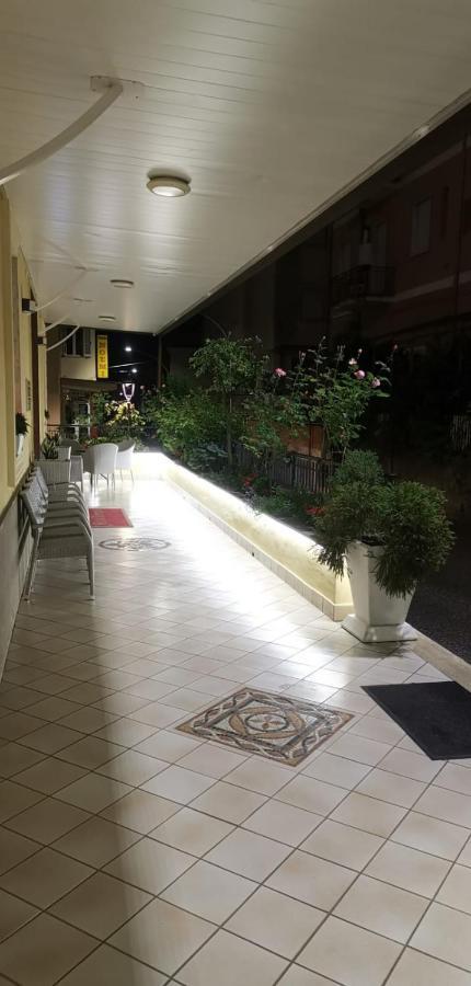 Hotel Pompei 菲乌吉 外观 照片