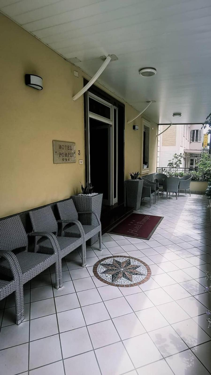 Hotel Pompei 菲乌吉 外观 照片