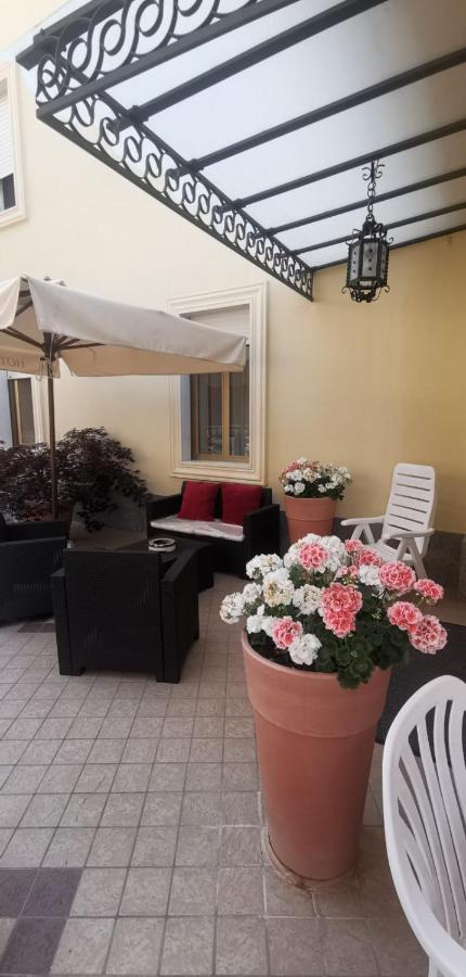 Hotel Pompei 菲乌吉 外观 照片