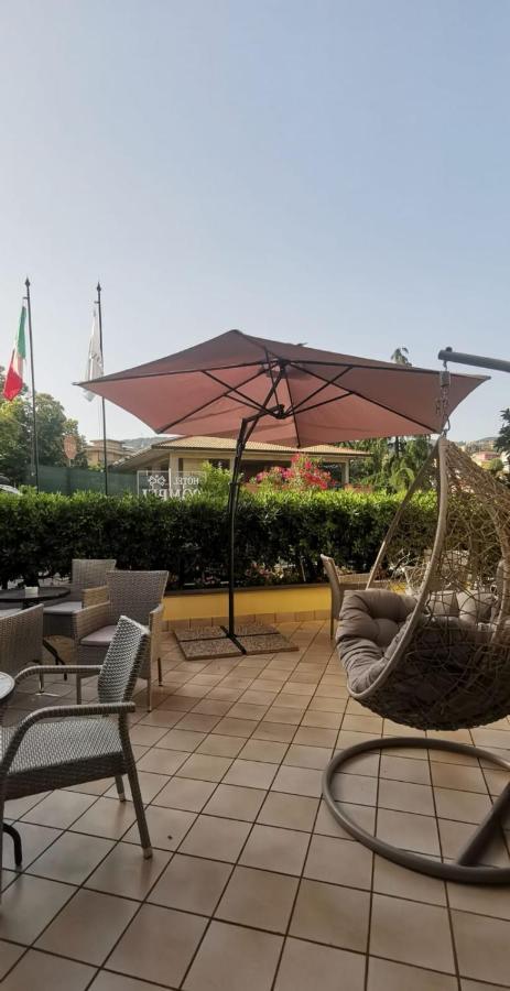 Hotel Pompei 菲乌吉 外观 照片