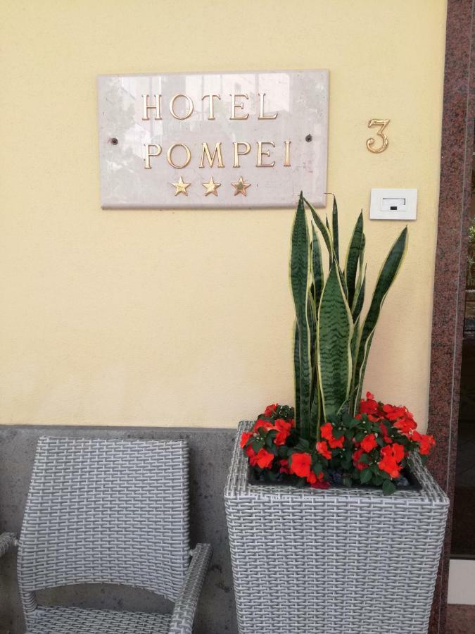 Hotel Pompei 菲乌吉 外观 照片
